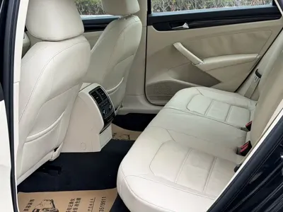 Volkswagen Passat 2012, 115000 км, за 3604.99 USD - фото 9