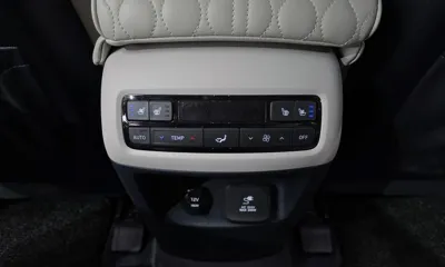 Hyundai Palisade 2023, 44340 км, за 25773.42 USD - фото 17