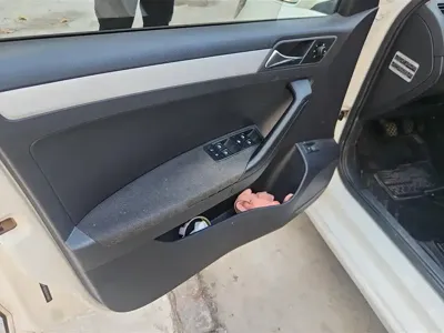 Volkswagen Jetta 2014, 93400 км, за 1912.85 USD - фото 7