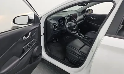 Hyundai Kona 2023, 81335 км, за 11395.45 USD - фото 10