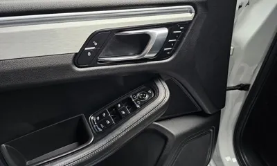 Porsche Macan 2018, 71501 км, за 26752.56 USD - фото 16
