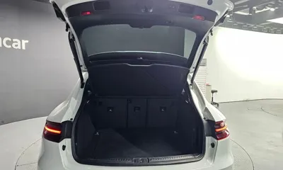 Porsche Macan 2018, 71501 км, за 26752.56 USD - фото 20