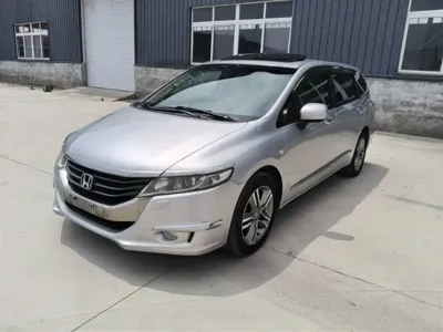 Honda Odyssey · 2011 год
