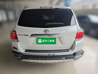 Toyota Highlander 2014, 136800 км, за 7647.08 USD
