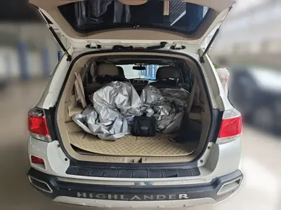 Toyota Highlander 2014, 136800 км, за 7647.08 USD - фото 16