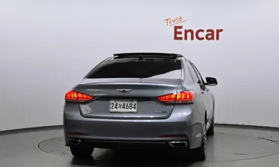 Hyundai Genesis 2015, 93954 км, за 9184.01 USD