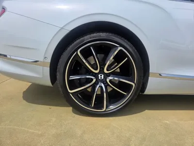 Bentley Continental 2022, 22500 км, за 132122.11 USD - фото 6