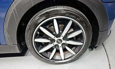 MINI Cooper 2017, 178153 км, за 4225.44 USD