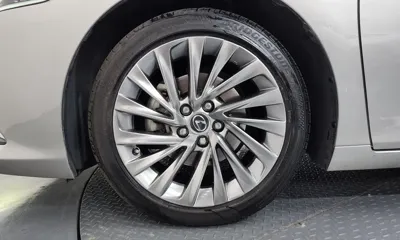 Lexus ES 2022, 87393 км, за 29019.06 USD