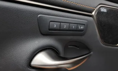 Lexus ES 2022, 87393 км, за 29019.06 USD - фото 19