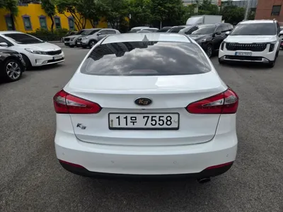 Kia K3 2015, 134727 км, за 3931.99 USD