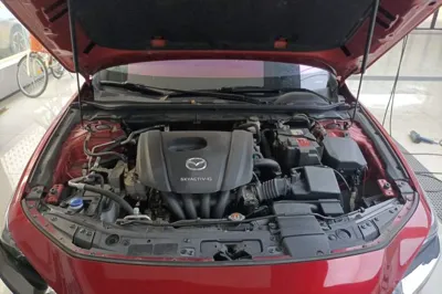 Mazda Mazda 3 Axela 2020, 40199 км, за 7601 USD - фото 21