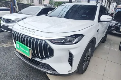 Jetour X70 Plus · 2025 год