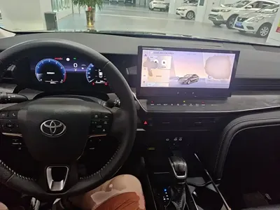 Toyota Camry 2024, 25600 км, за 18137.87 USD - фото 6