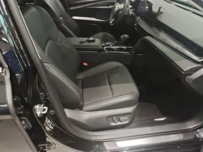 Toyota Camry 2024, 25600 км, за 18137.87 USD - фото 20