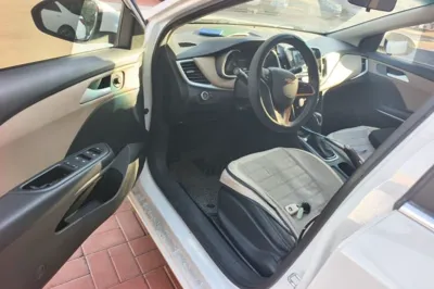 Chevrolet Monza 2022, 39300 км, за 7506 USD - фото 13