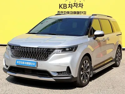 Kia Canival · 2023 год