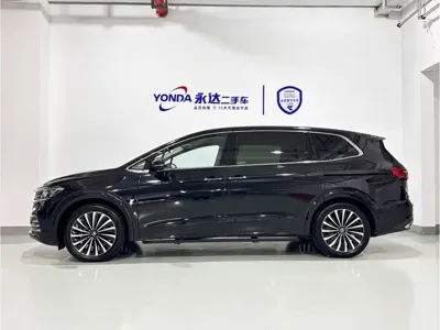 Volkswagen Viloran 2024, 5800 км, за 32488.92 USD