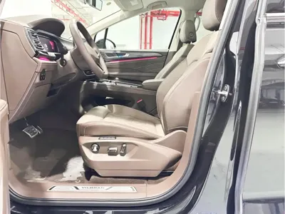 Volkswagen Viloran 2024, 5800 км, за 32488.92 USD - фото 12