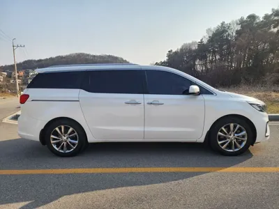 Kia Canival 2019, 92497 км, за 13159.62 USD - фото 8