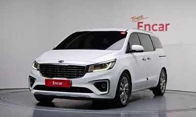 Kia Canival · 2019 год