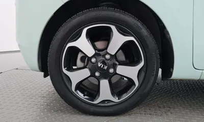 Kia Ray 2013, 116112 км, за 3239.03 USD
