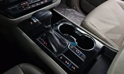 Kia Canival 2019, 131323 км, за 8867.57 USD - фото 9
