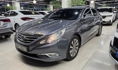 Hyundai Sonata 2013, 235200 км, за 2275.24 USD