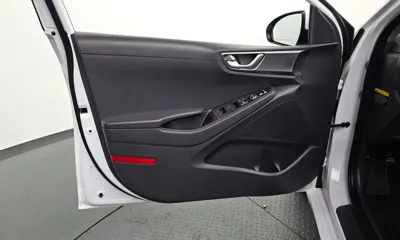 Hyundai Ioniq 2020, 65026 км, за 10174.61 USD - фото 24