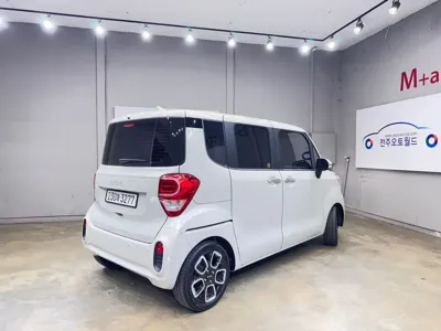 Kia Ray 2022, 109000 км, за 8145.69 USD