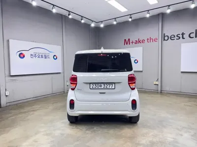 Kia Ray 2022, 109000 км, за 8145.69 USD