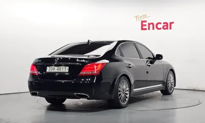 Hyundai Equus 2014, 267074 км, за 3610.35 USD