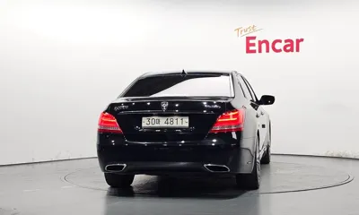 Hyundai Equus 2014, 267074 км, за 3610.35 USD