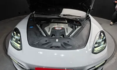 Porsche Panamera 2018, 153828 км, за 43475.38 USD - фото 6