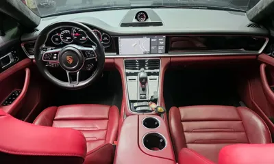 Porsche Panamera 2018, 153828 км, за 43475.38 USD - фото 7