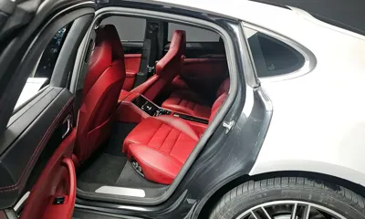 Porsche Panamera 2018, 153828 км, за 43475.38 USD - фото 12
