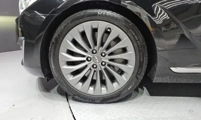 Genesis EQ900 2016, 179416 км, за 11487.46 USD