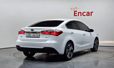 Kia K3 2013, 112962 км, за 3766.1 USD