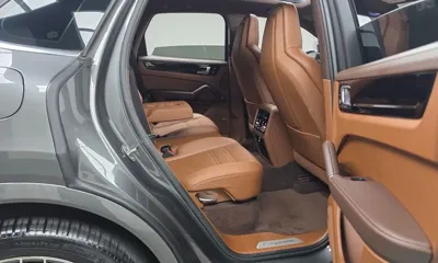 Porsche Cayenne 2021, 179098 км, за 33907.26 USD - фото 12