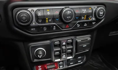 Jeep Wrangler 2022, 38548 км, за 34002.89 USD - фото 16