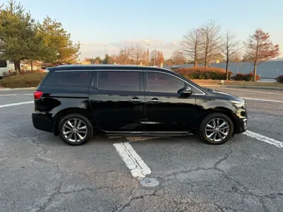 Kia Canival 2016, 244579 км, за 5070.53 USD