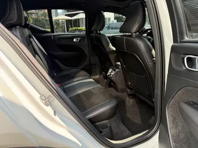 Volvo XC40 2020, 70000 км, за 9917.41 USD - фото 19