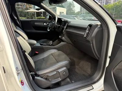 Volvo XC40 2020, 70000 км, за 9917.41 USD - фото 21