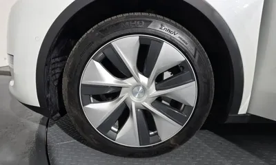 Tesla Model Y 2022, 109460 км, за 25581.72 USD