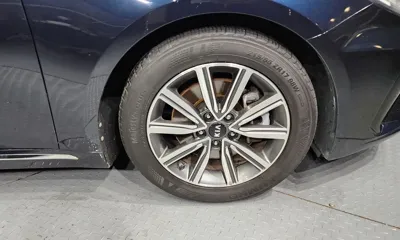 Kia K5 2019, 122878 км, за 7159.74 USD
