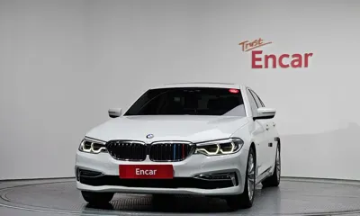 BMW 5-Series 2018, 58543 км, за 16576.73 USD