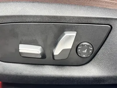BMW 7 Series 2017, 84500 км, за 24793.79 USD - фото 23