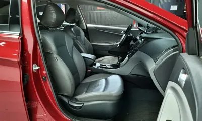 Hyundai Sonata 2013, 131664 км, за 2980.13 USD - фото 10