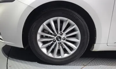 Kia K7 2017, 67723 км, за 8467.9 USD