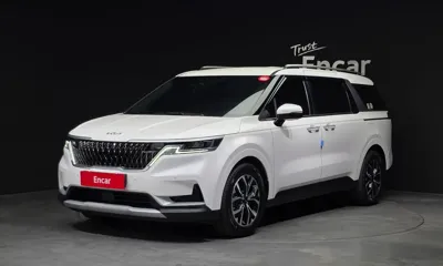 Kia Canival · 2021 год
